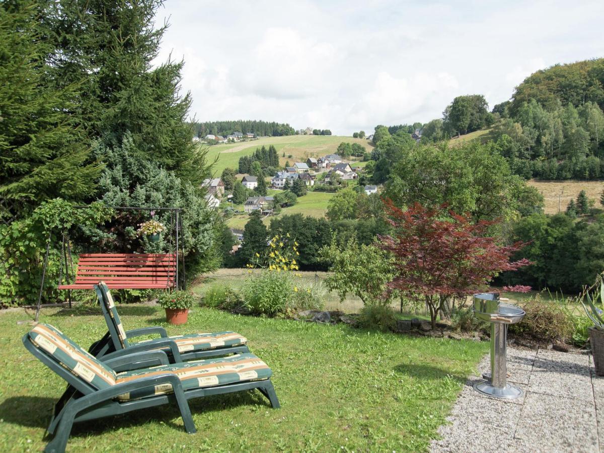 Cozy Apartment In Ore Mountains With Balcony Breitenbrunn  Camera foto