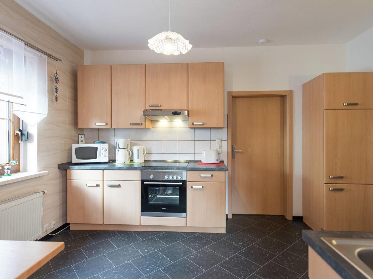 Cozy Apartment In Ore Mountains With Balcony Breitenbrunn  Camera foto