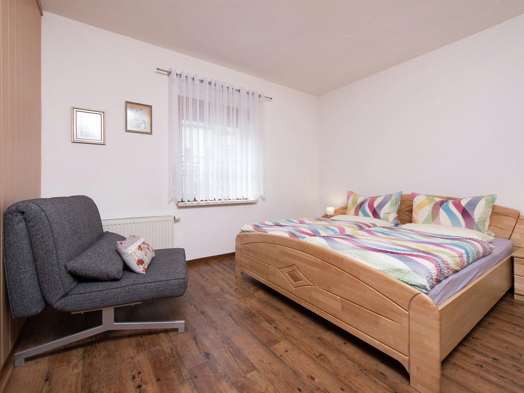 Cozy Apartment In Ore Mountains With Balcony Breitenbrunn  Esterno foto