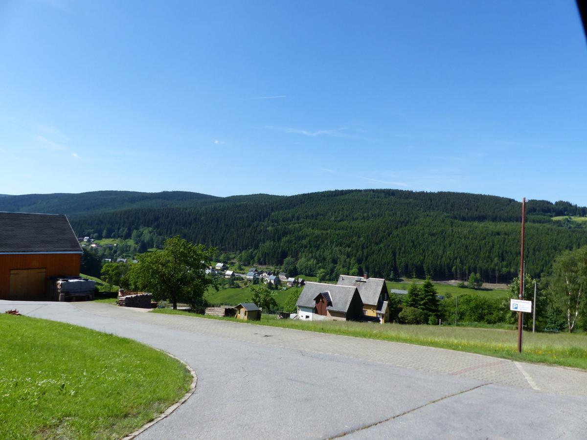 Cozy Apartment In Ore Mountains With Balcony Breitenbrunn  Esterno foto